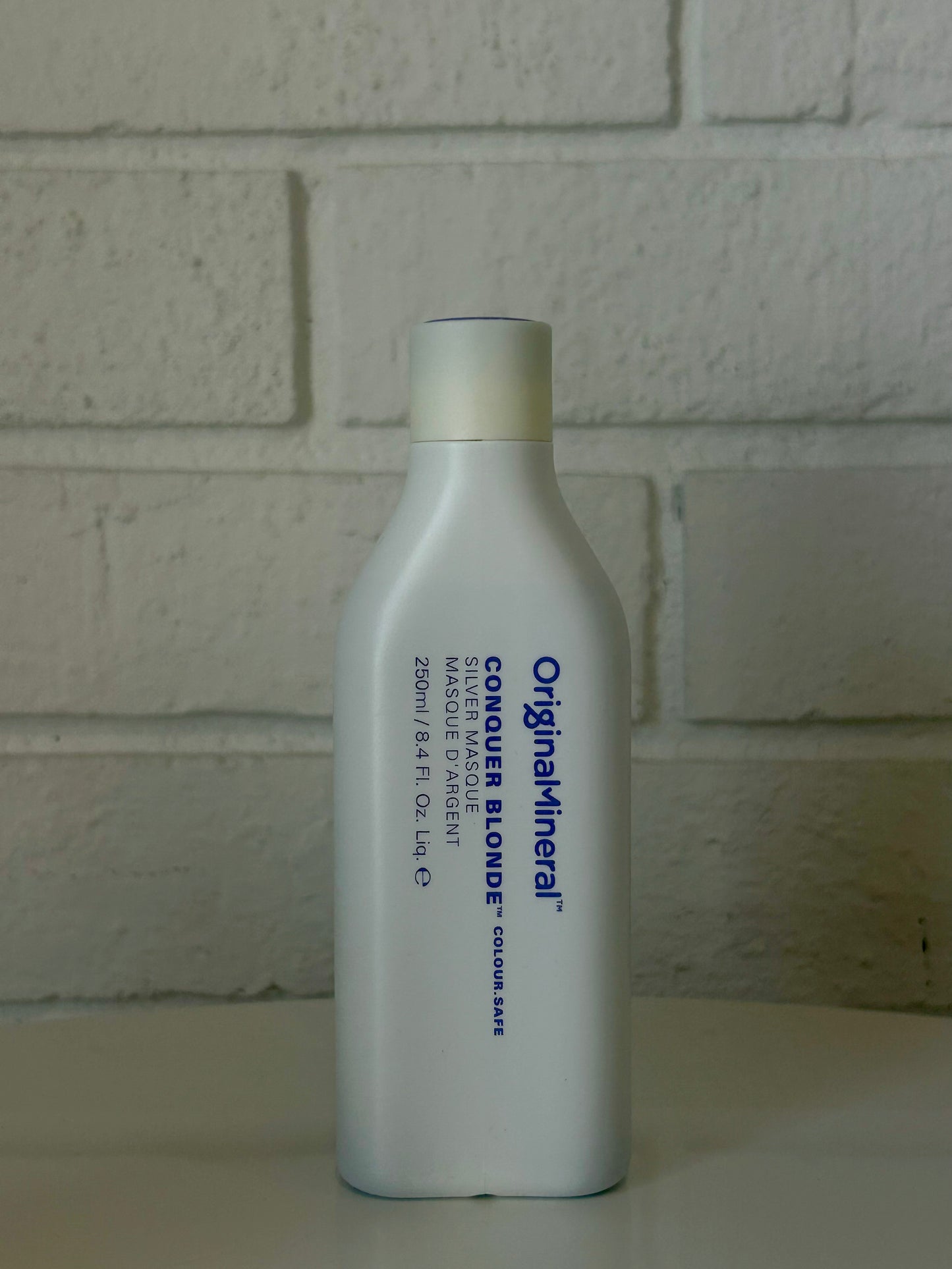 O&M Conquer Blonde Masque